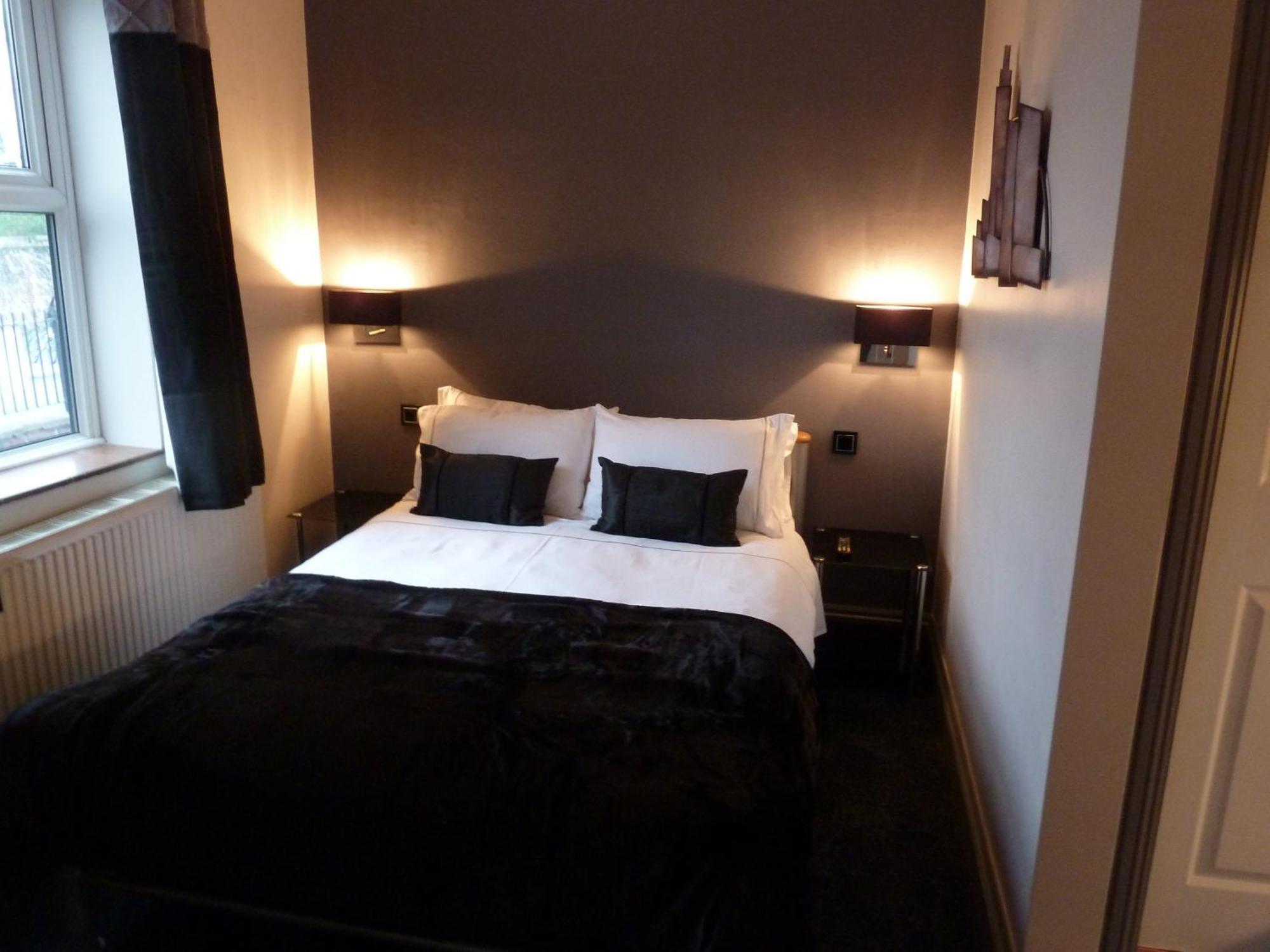 Bed and Breakfast The Castle NWI Esterno foto